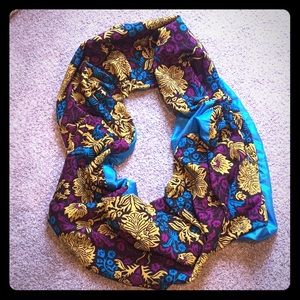 Infinity scarf